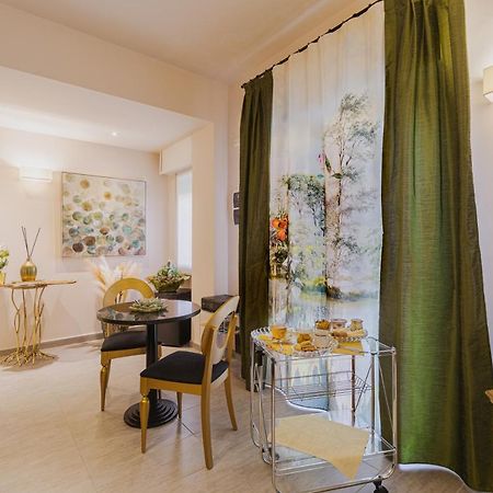 La Maison Di Carla Ancona Bagian luar foto