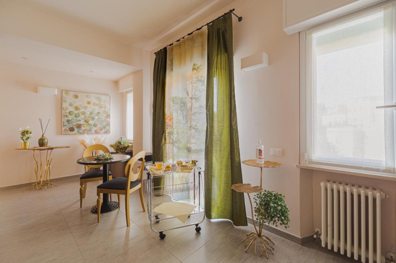 La Maison Di Carla Ancona Bagian luar foto